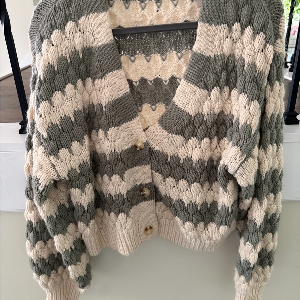 Rylee + Cru Chunky Striped V‑Neck Cardigan Sweater - Cream & Olive